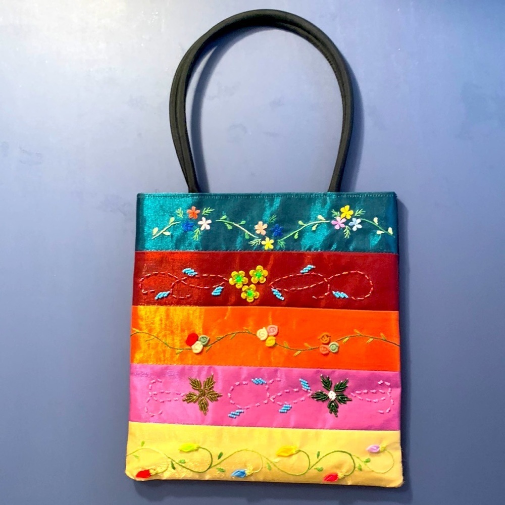 𝅺beaded Bag, NWOT